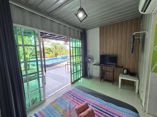 Dangau Sala D'Kontena in 亞恩