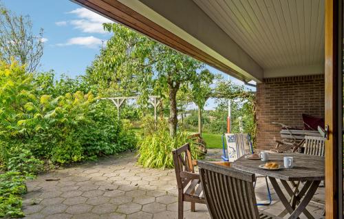Vista exterior, 2 Bedroom Pet Friendly Home In Thisted in Sjorring
