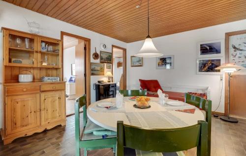 Cuina, 2 Bedroom Pet Friendly Home In Thisted in Sjorring