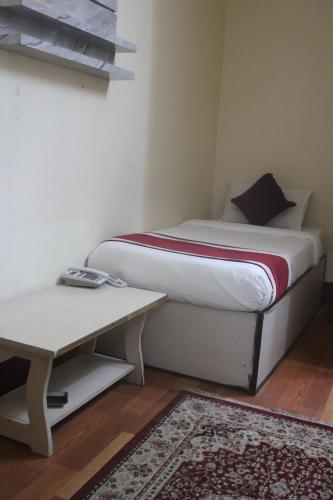 Double Room with Private Bathroom image 1