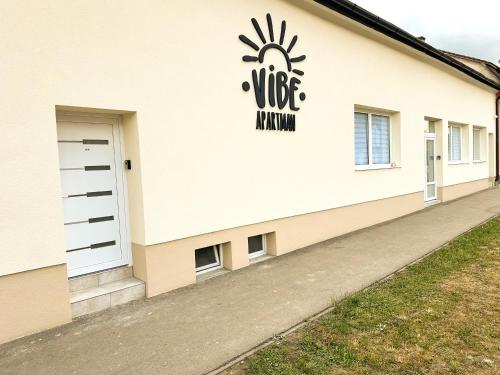 VIBE S31 Apartman ,AC,Free Parking in วาราเลีย