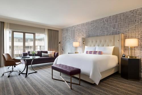 Fairmont Gold 1 King