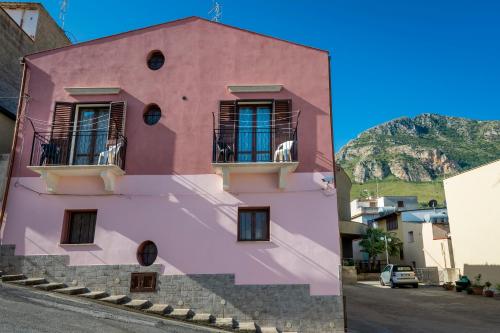 Three-Bedroom Apartment with Patio image 5