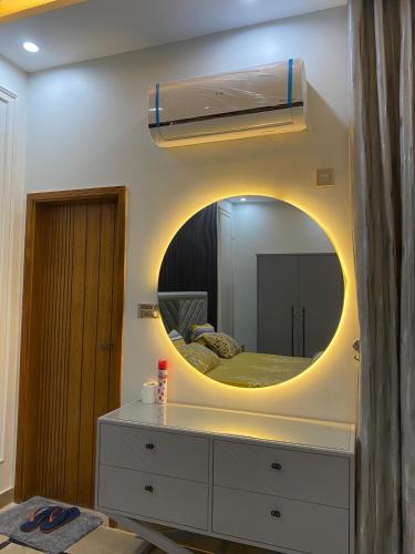 Three-Bedroom Villa image 10