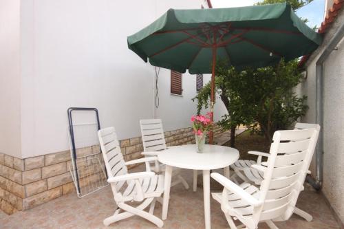 Apartment GRANDE in Ugļana