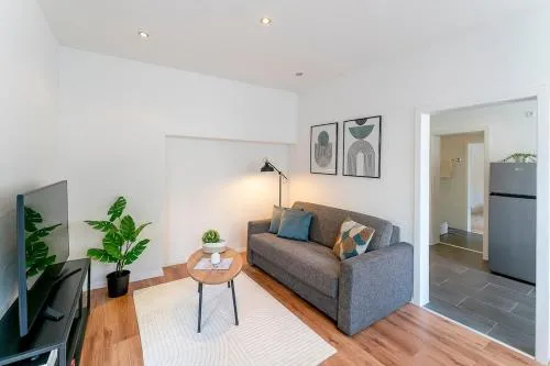 Deluxe Koblenz Flat, Parken, Netflix, Ruhig in Bendorf, Deutschland