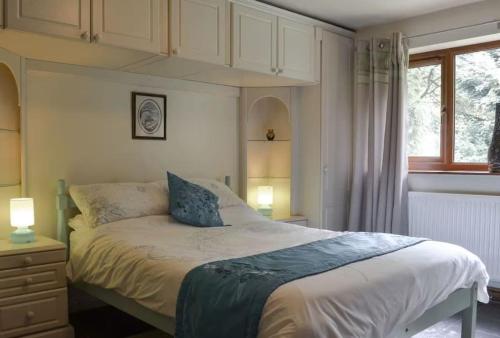 Greenacres Cottage with large Garden in Middleton (Derbyshire)