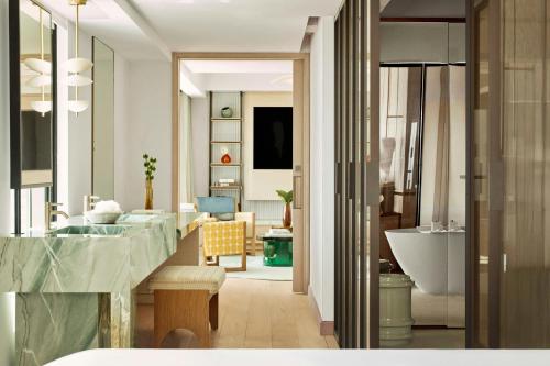 Hotel Arts Barcelona - image 14