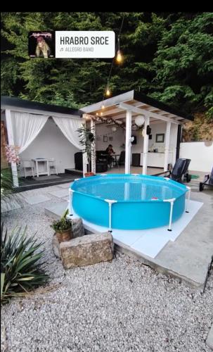 One-Bedroom House