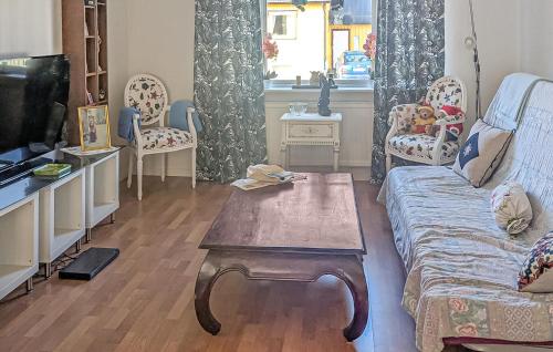 3 Bedroom Nice Home In Bastuträsk (3 Bedroom Nice Home In Bastutrask) in 볼리덴