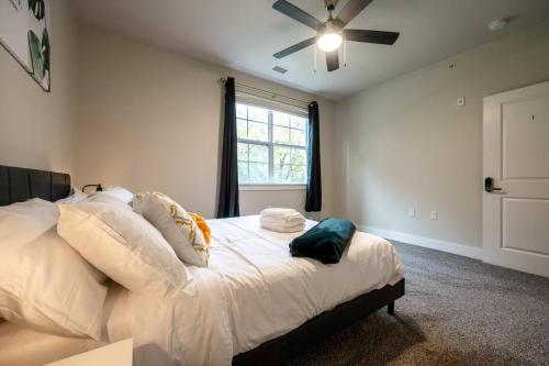 Stylish 2BR Keystone - image 14