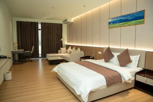 Puli Passo Hotel Casino in อูร์ ชเรา