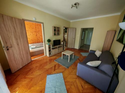 Korosi Apartman in Uranvaros