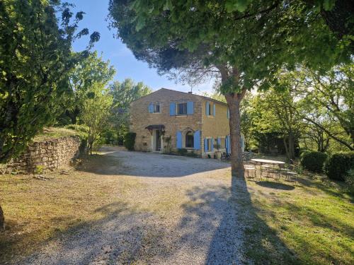 Colombelle, Bonnieux
