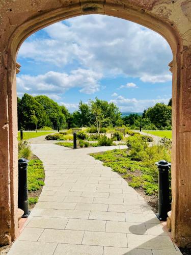 منظر, Great Glen Townhouse Inverness - Entire 3 Story Townhouse in Leachkin