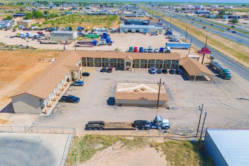 . Shale Inn Andrews by OYO