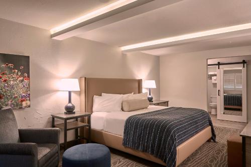 Fredericksburg Inn and Suites in Фредериксбург