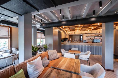 Sharm Hotel Luxury in กีโรคาสเตอร์