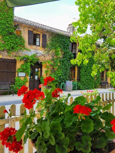 Auberge Lou Peyrol – khách sạn tại Belves