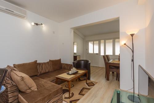 Apartment Ines in Bar