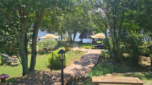 Dārzs, The Lion Lodge Vaal in Lindequesdrif AH