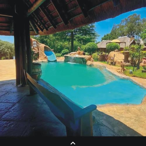 Peldbaseins, The Lion Lodge Vaal in Lindequesdrif AH