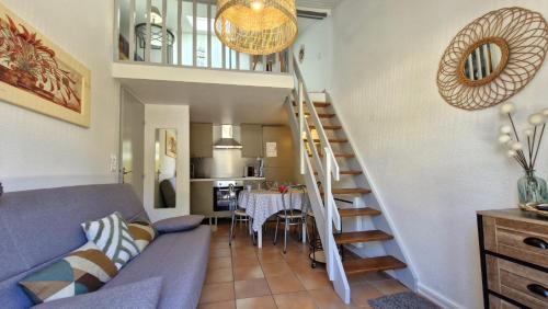 Kitchen, Vaux sur Mer - cote PONTAILLAC - VILLA MITOYENNE - PISCINE COLLECTIVE in Vaux Sur Mer