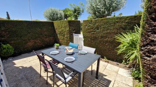 Vaux sur Mer - côté PONTAILLAC - VILLA MITOYENNE - PISCINE COLLECTIVE - Location saisonnière - Vaux-sur-Mer