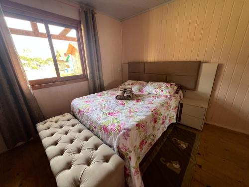 2 bedrooms, 4 beds
