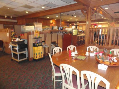 Grand Rapids Inn - 레스토랑