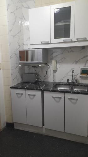 Departamento excelente, 3 ambientes en Caballito, balcon a la calle in Caballito