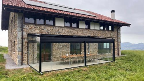 Caserío Bizkar (Caserio Bizkar) in Aia