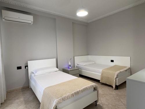 Laureta Central Apartment, Tirana (photo 9)