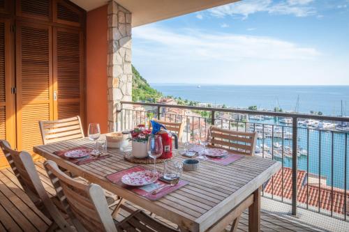 Portopiccolo Avolare Apartment InRed in Sistiana