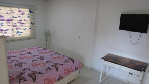 Double Room with Private Bathroom image 6