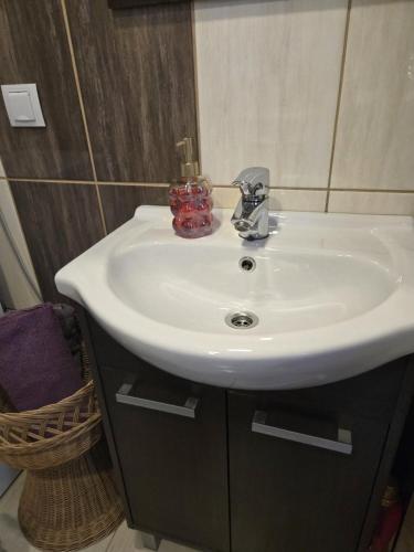 Kate Sea Apartment - image 12