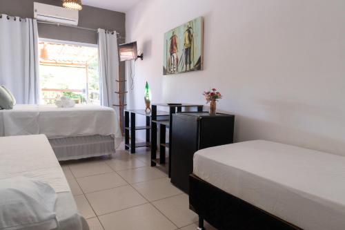 Family Suite with Balcony image 9