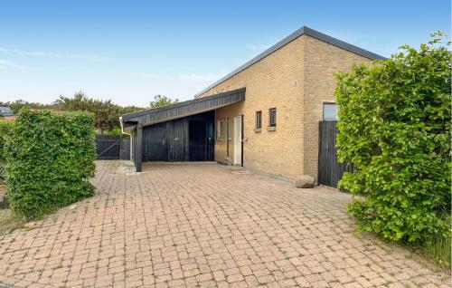 A szálláshely kívülről, 5 Bedroom Awesome Home In Ebeltoft in Vibaek Strand