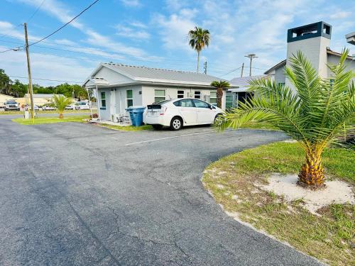 A szálláshely kívülről, Cottage 33, Pineapple Place - Dora Canal Court - a downtown, waterfront community in Tavares (Florida)