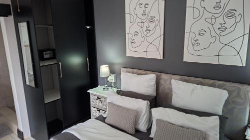 Robert's Place Paarl  in Paarl