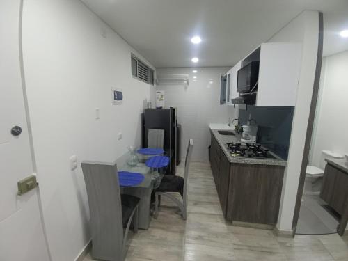 Apartamento amoblado, Edificio Avanzzare T2-203 in South (Residential-Industrial Area)