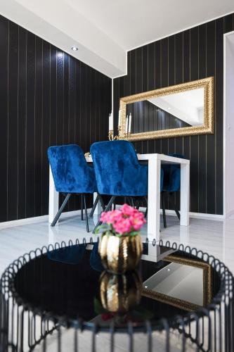 Luxury Apartments Elizabeth - main image
