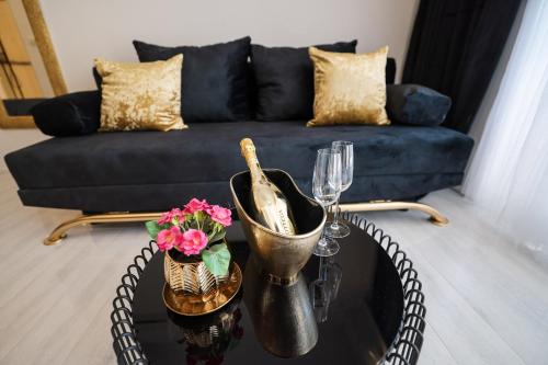 Luxury Apartments Elizabeth - image 9
