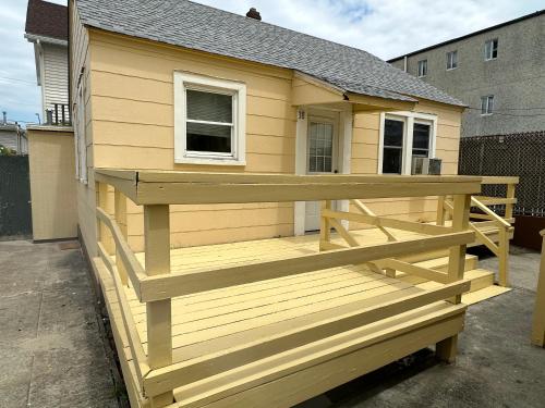 Shore Beach Houses - 38 D Lincoln Avenue - image 12