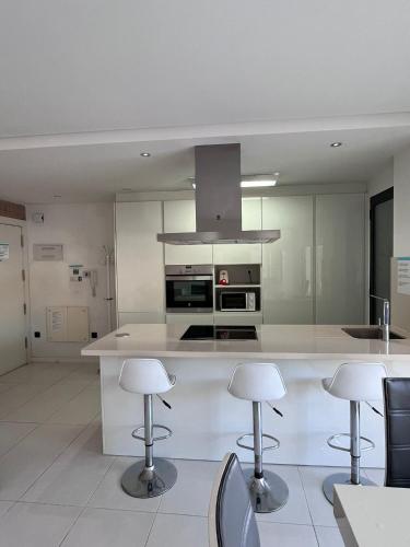 One-Bedroom Apartment image 10