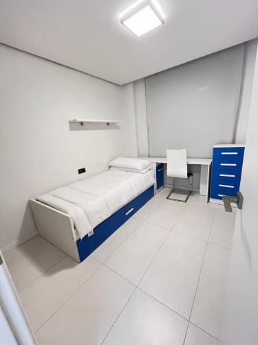One-Bedroom Apartment image 1