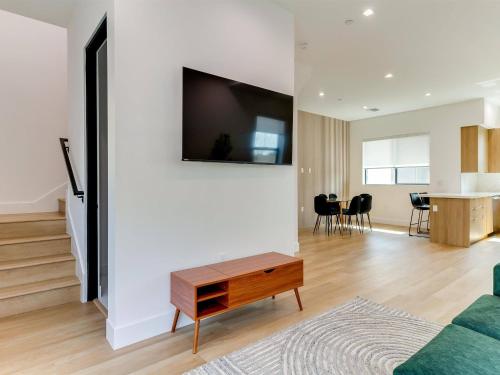 Modern Luxe Retreat Three-Bedroom #4, Los Angeles (fotografie 7)