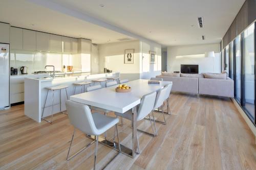 المرافق, شقق 381 كريمورن (381 Cremorne Apartments) in ريتشموند