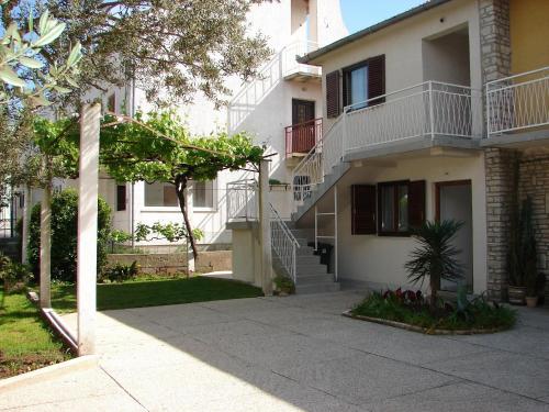 Apartments with WiFi Biograd na Moru Biograd - 24778 - image 2