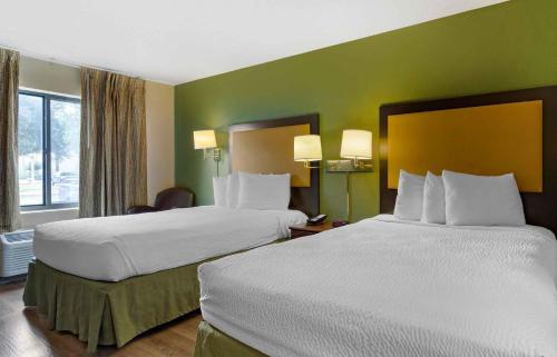 Studio with 2 Double Beds - Non-Smoking room in Extended Stay America Suites - Houston - NASA - Johnson Space Center